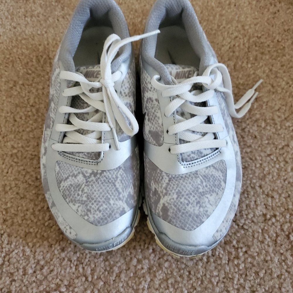 Nike silver sneakers 6.5